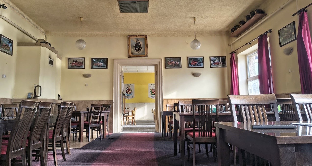 Interiér restaurace U Floriána